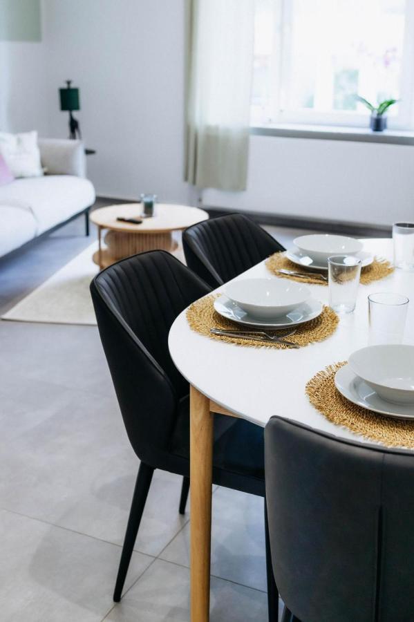 Pakito: Kassel Zentrum - Balkon - Geraeumig - Modern Esterno foto
